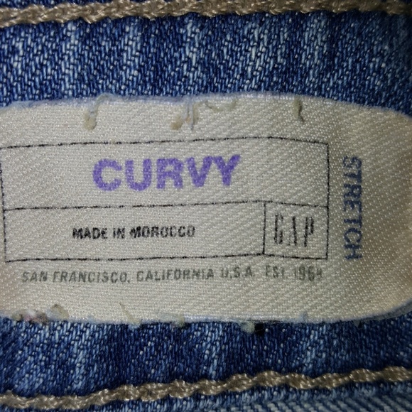 Gap curvy jeans. Never worn. - Picture 7 of 8